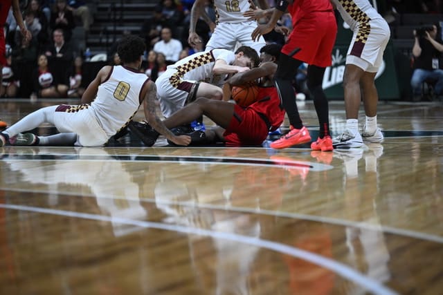 Niles Brandywine vs Detroit Old Redford in Division 3 title game -- Scott Hasse13